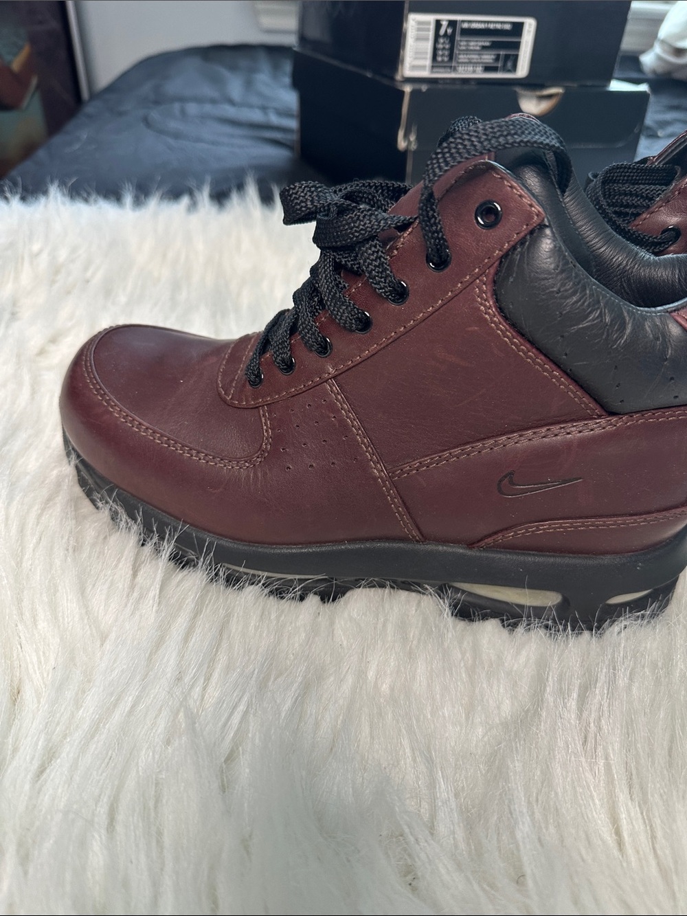 Kids Casual Leather Lace-Up Shoes in Burgundy Nike act boots size 6.5 - Picture 2 of 3